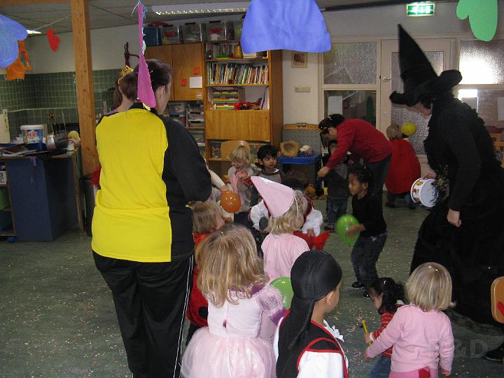 Carnaval 2010 Creche (29).JPG